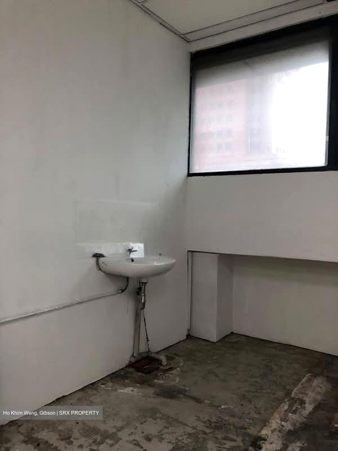 Lucky Plaza (D9), Shop House #571143671
